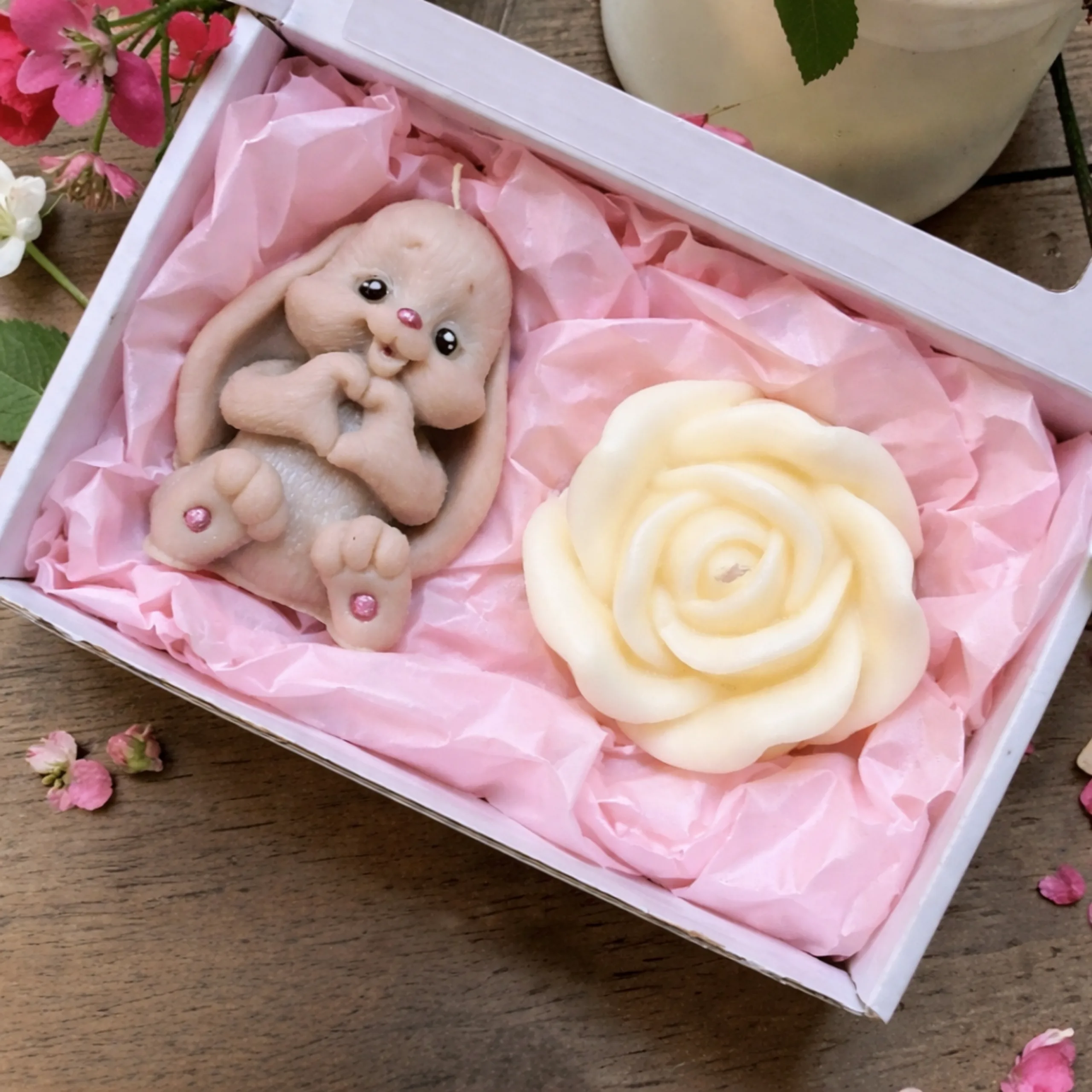 Zestaw Świec Sojowych Zajączek & Róża