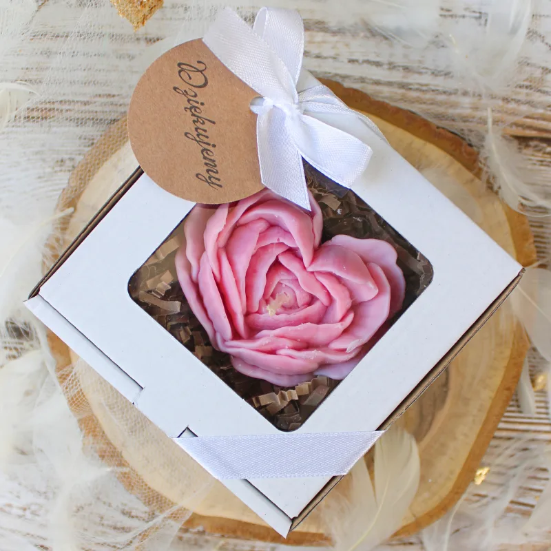 Świeca Sojowa Kwiat różowy w pudełeczku