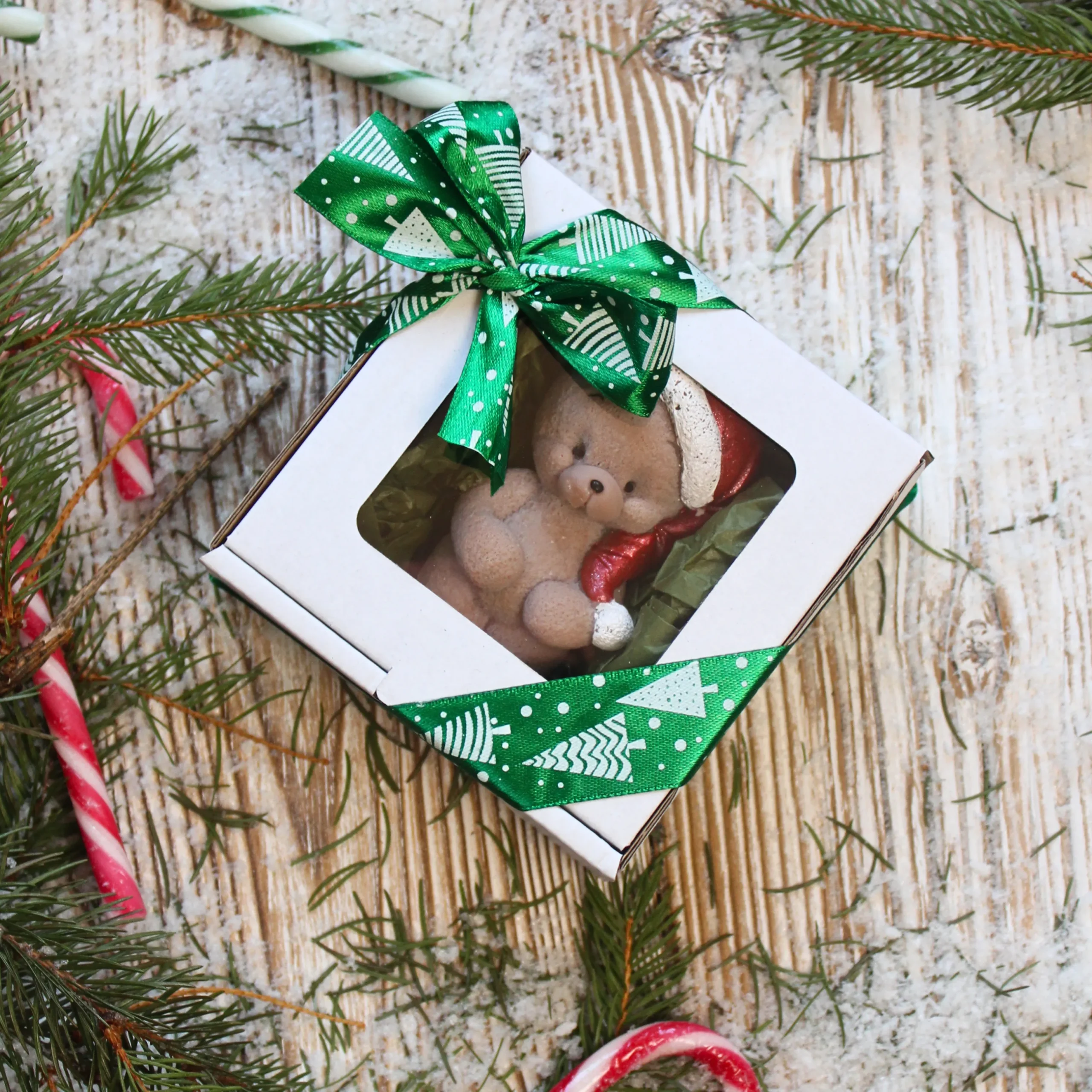 Świeca Sojowa Miś w Czapce - obrazek 2